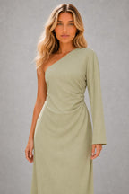 Zara - One-Shoulder Maxi Jurk met elegante pasvorm — studio_closeup — Sofia [72112622-7108-4a93-a69b-582df7eddebe]